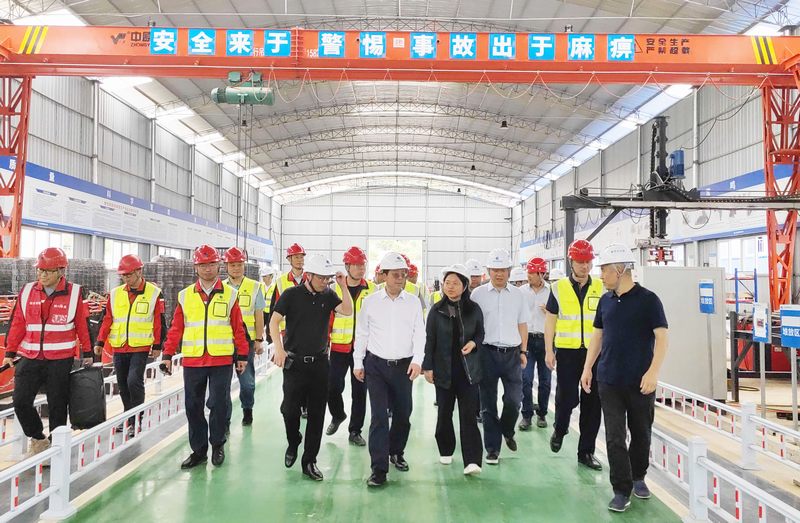 鐘杰赴建設(shè)公司亭子口灌區(qū)一期工程EPC總承包Ⅰ標(biāo)項(xiàng)目進(jìn)行調(diào)研