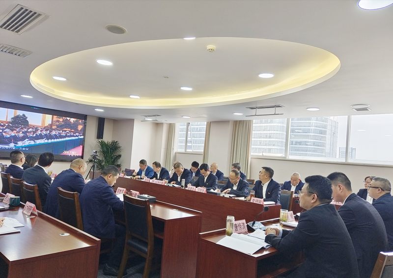 建設公司召開黨委理論學習中心組學習（擴大）會專題學習黨的二十大精神