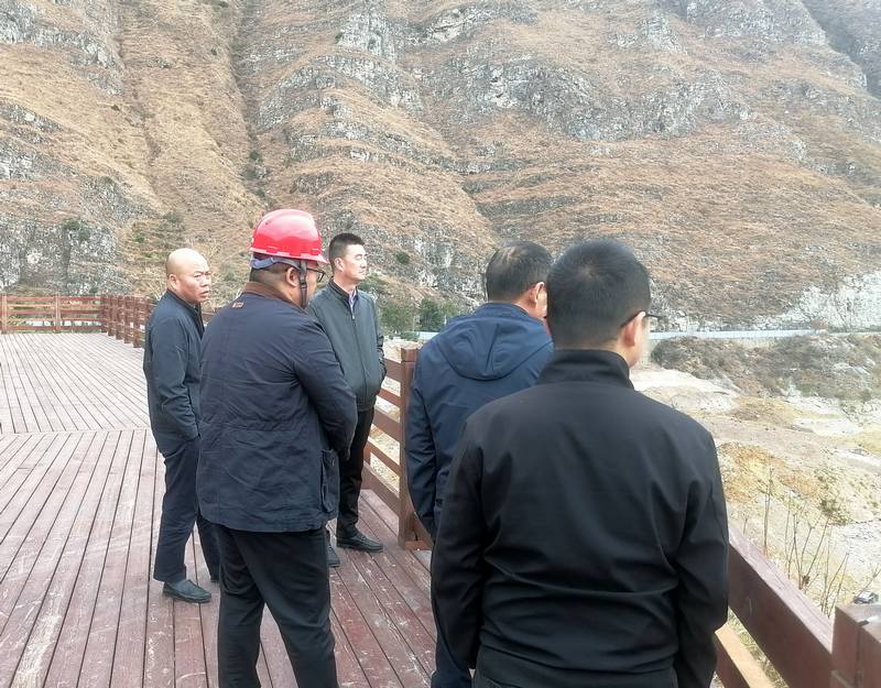 袁斌率隊督導漢源、威遠新開工項目建設工作
