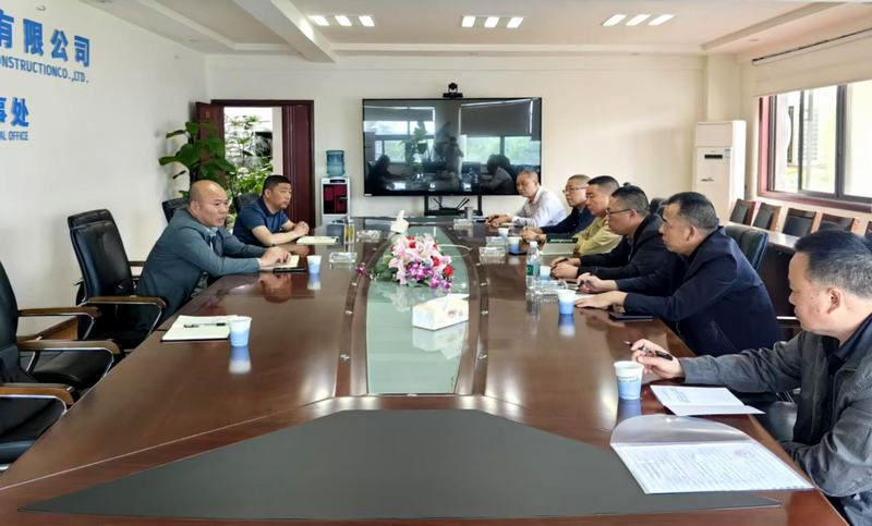 鄒世界一行赴都江堰開展倉庫消防安全、防汛安全檢查