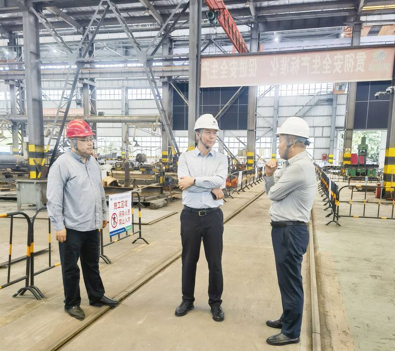 尹曉東到建設(shè)公司開(kāi)展國(guó)慶、中秋節(jié)前安全檢查